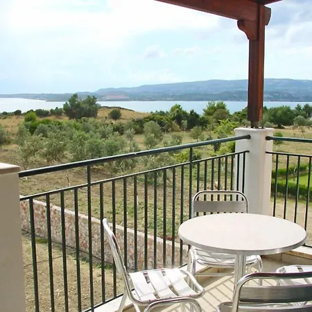 Liberatos Village Ξενοδοχείο με διαμερίσματα 3*