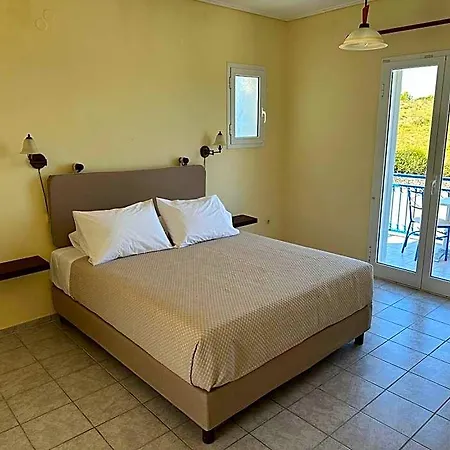 Apart Otel Liberatos Village 3*