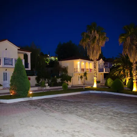 Liberatos Village Ξενοδοχείο με διαμερίσματα 3*
