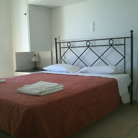 شقة فندقية Liberatos Village 3*