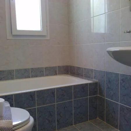 Liberatos Village Apartmanhotel