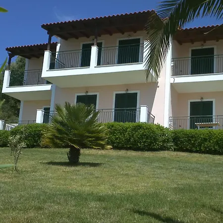 Apartmanhotel Liberatos Village 3*