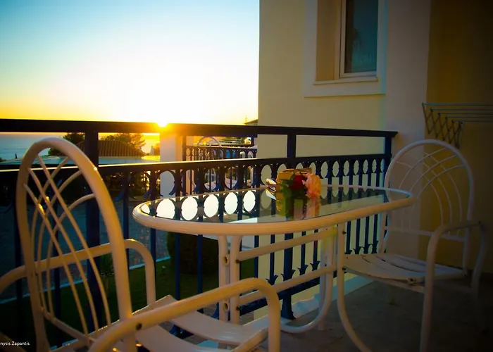 Apart Otel Liberatos Village 3*